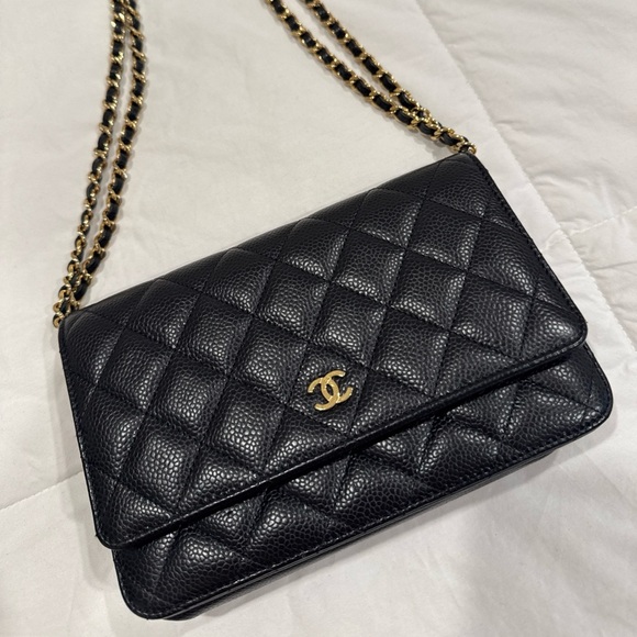 100% Authentic Black CHANEL Caviar Leather Wallet on Chain WOC - Picture 2 of 7